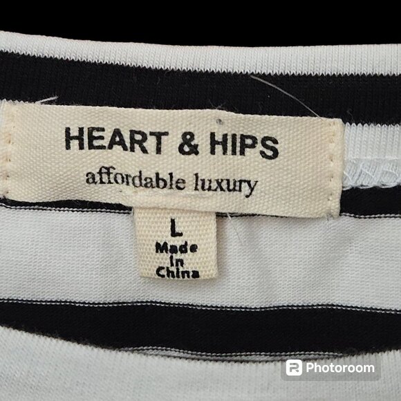 NWT Heart & Hips Maternity T-Shirt Style Dress SS Sz L Black And White Striped - Picture 2 of 5